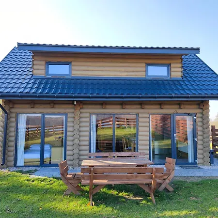 Semesterbostad Nad Jeziorem - Zalesie 7d Zalesie (Olsztyn)