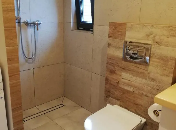 Holiday home Nad Jeziorem - Zalesie 7d *