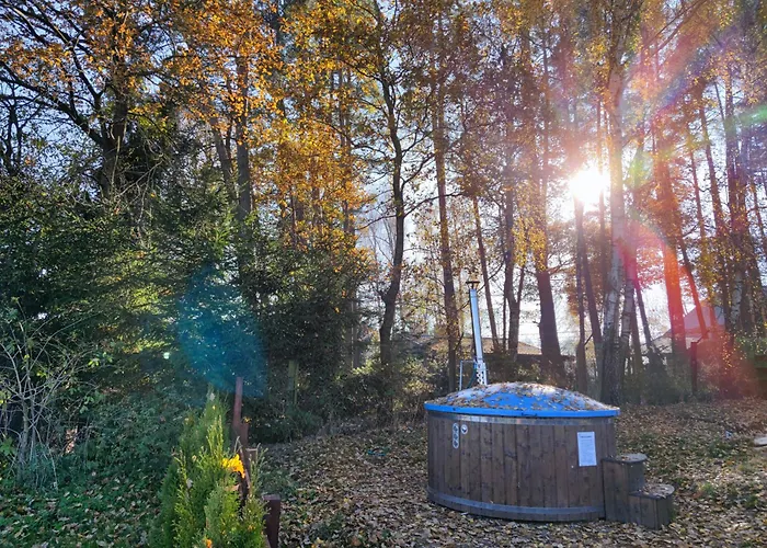 Holiday home Nad Jeziorem - Zalesie 7d *